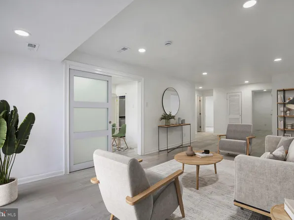 18917 Smoothstone Way APT 6, Montgomery Village, MD 20886