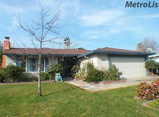 91 Lochmoor Cir, Sacramento, CA