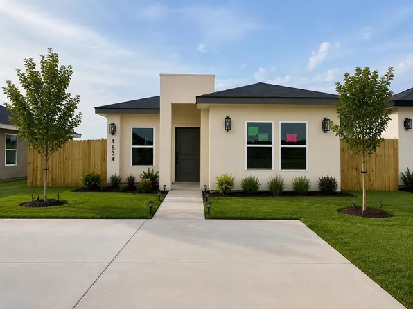 1634 Secretaria Ln, Laredo, TX 78046