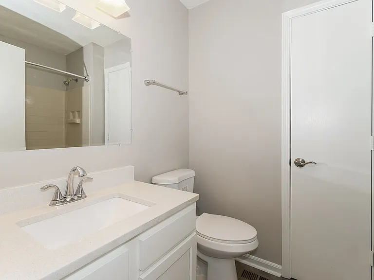 6722 Foxfire Dr — Photo 15