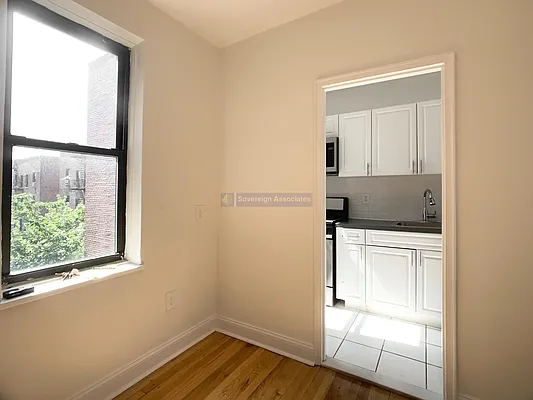 Rented by Sovereign Associates | media 4