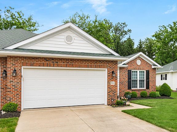 3rd image of 5124 Country Place Ln