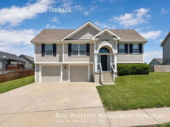 8806 NE 117th Ter, Kansas City, MO 64157