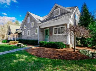 7 Shadow Farm Ln, Rochester, MA 02770