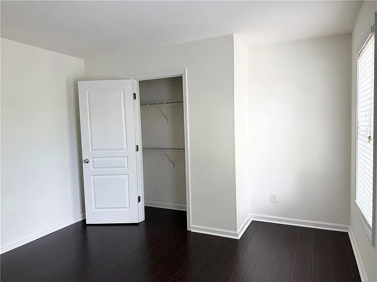 4306 Suwanee Brook Ct — Photo 50