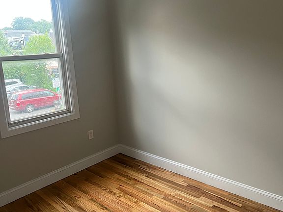 4th image of 757 W Side Ave Floor 2