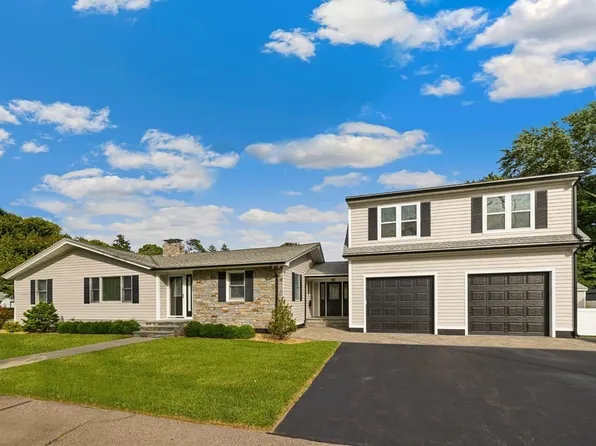 201 Lynn Fells Pkwy, Saugus, MA 01906