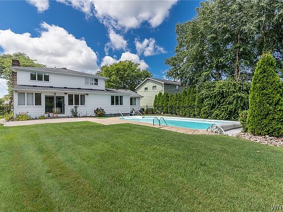 4th image of 49 Rosewood Dr