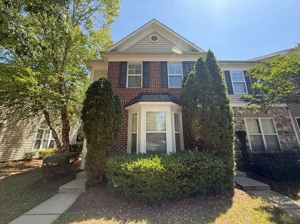 3021 Parkersburg St, Raleigh, NC 27616