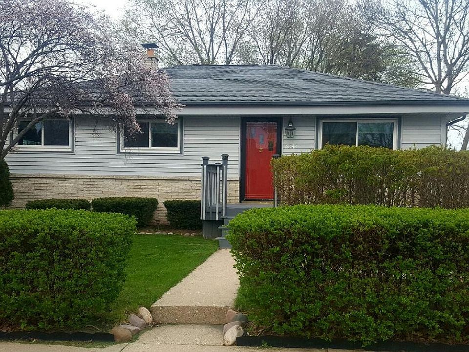 1st image of 3242 S 99th St