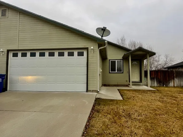 1332 NE Brenda Dr, Mountain Home, ID 83647