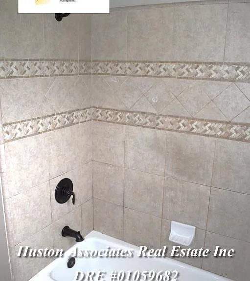 3936 Dennis Ave — Photo 8