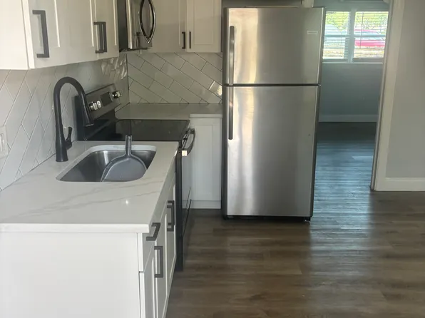 Villa Rica Apartments