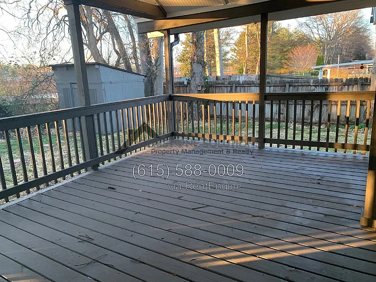 217 Oxford Dr — Photo 17