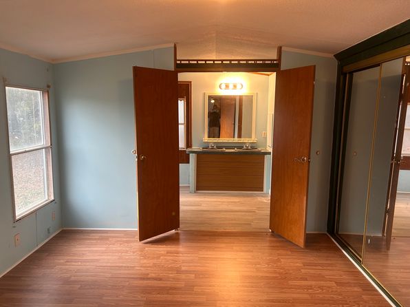 (undisclosed Address)