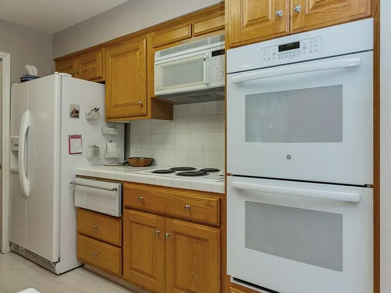 10521 N Minnewawa Ave — Photo 9