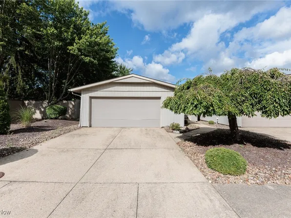 11030 Southwind Ct, Strongsville, OH 44149