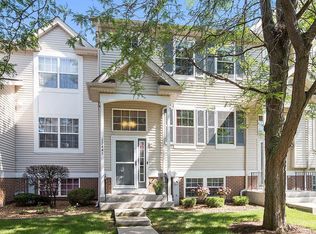 17441 Sauk Dr, Lockport, IL 60441