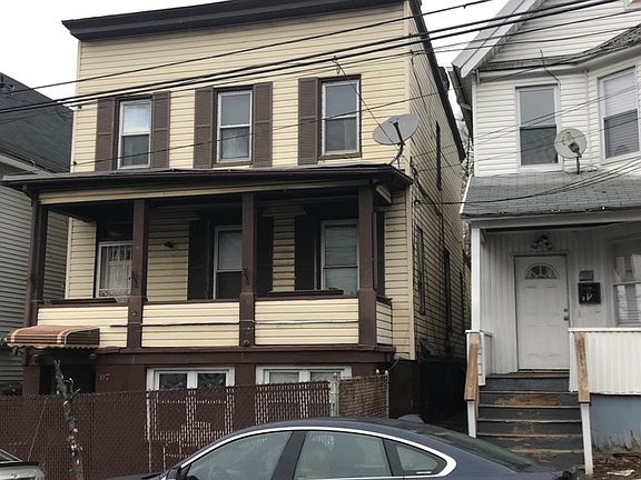3rd image of 97 Ann St
