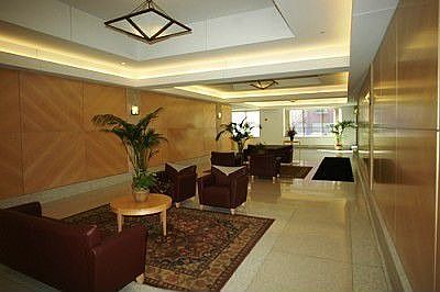 5th image of 1717 S Prairie Ave APT 804