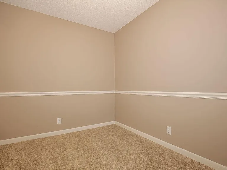Laurel Ridge Apartments — Photo 46