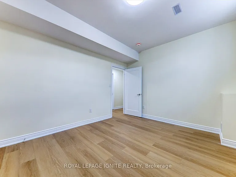 17 Winthrop Cres #BASEMENT — Photo 14
