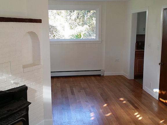 Dining Rm, Kitchen to Right