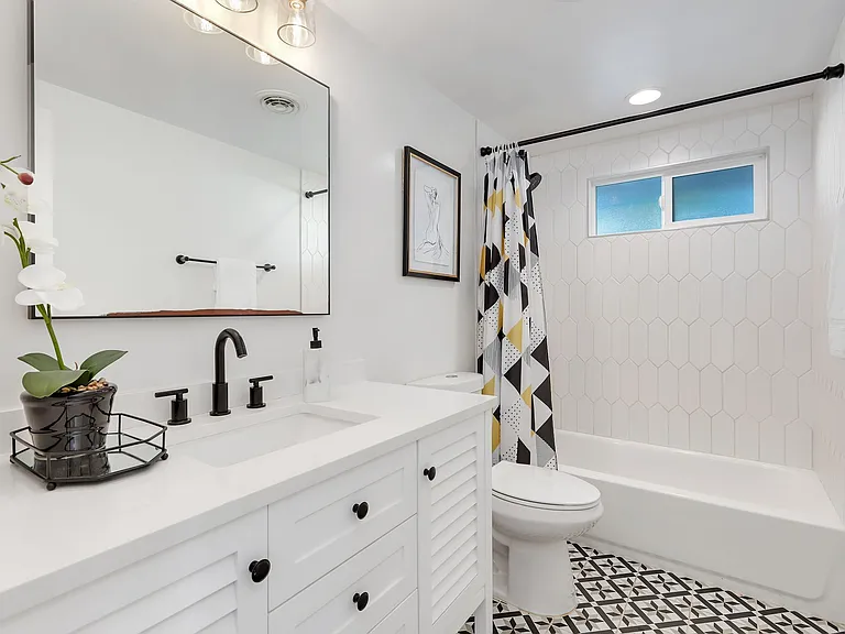 292 Joann St — Photo 10