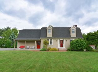 32 Mashpee Dr, North Attleboro, MA 02760
