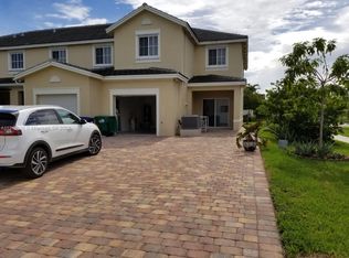 27207 SW 143rd Ave, Homestead, FL 33032