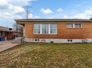 4662 S Ridgeline Dr, Washington Terrace, UT 84405