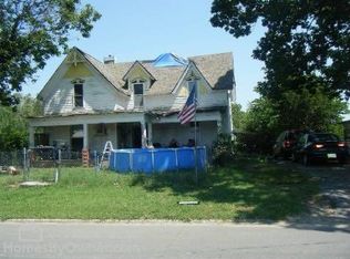 504 Hillsboro St, Greenfield, TN 38230