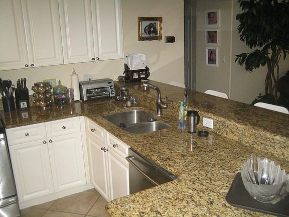 4th image of 878 River Boat Cir
