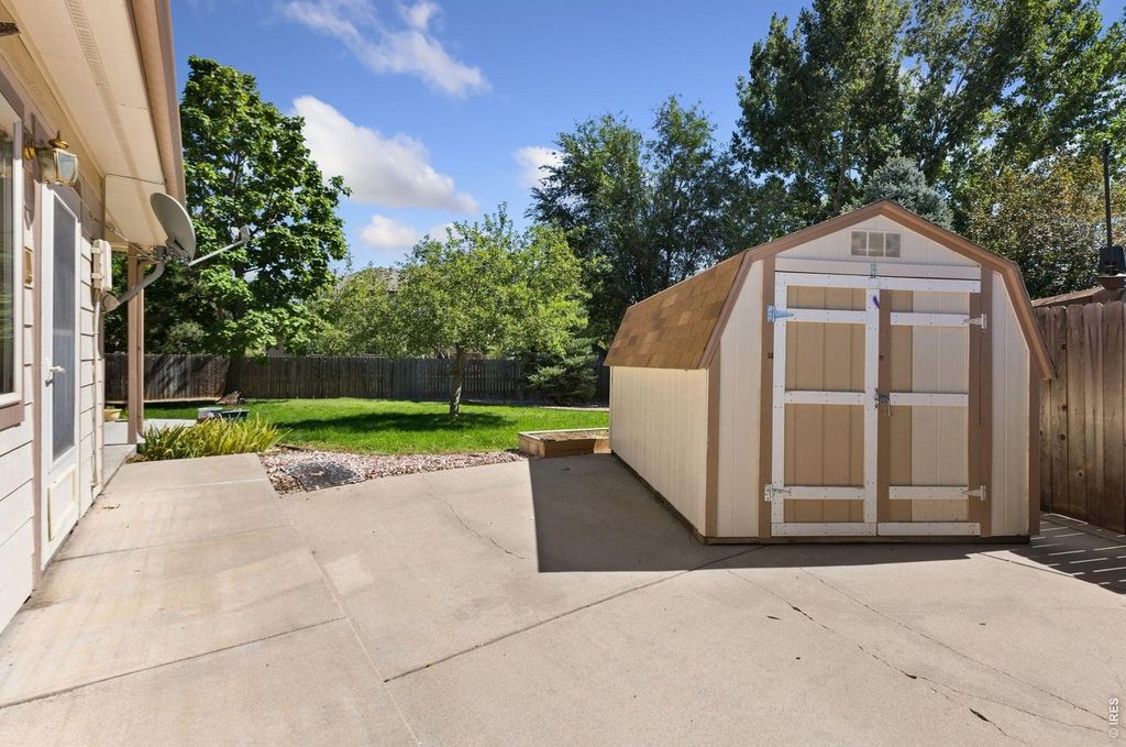 1350 Silverwood Ct