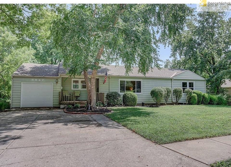 Cute Ranch with Finished Walk Up/Out Basement!