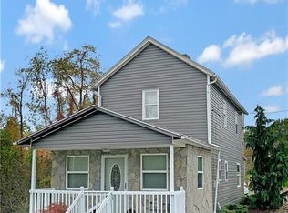 300 Lange St, Belle Vernon, PA 15012