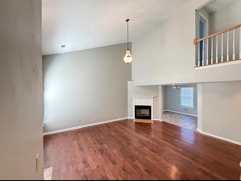 3392 Tyler Ct — Photo 5