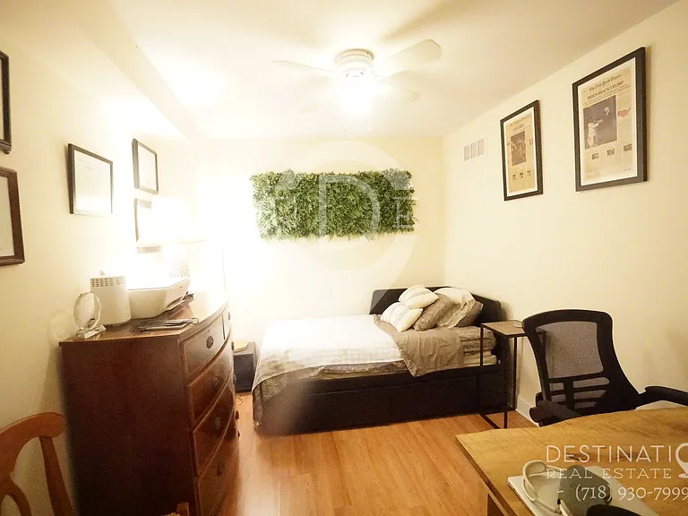 446 Bergen St #1L — Photo 10