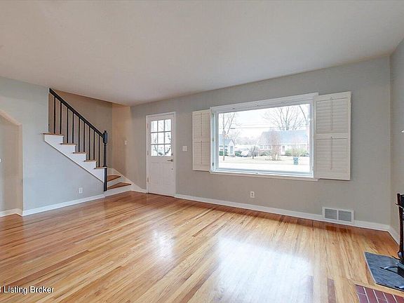 3rd image of 4309 Taggart Dr