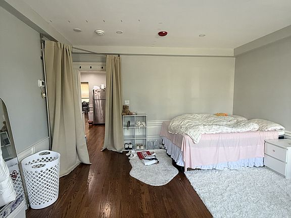 2nd image of 464 Commonwealth Ave Ste 25