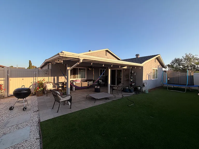 1436 Pearl Pl — Photo 11