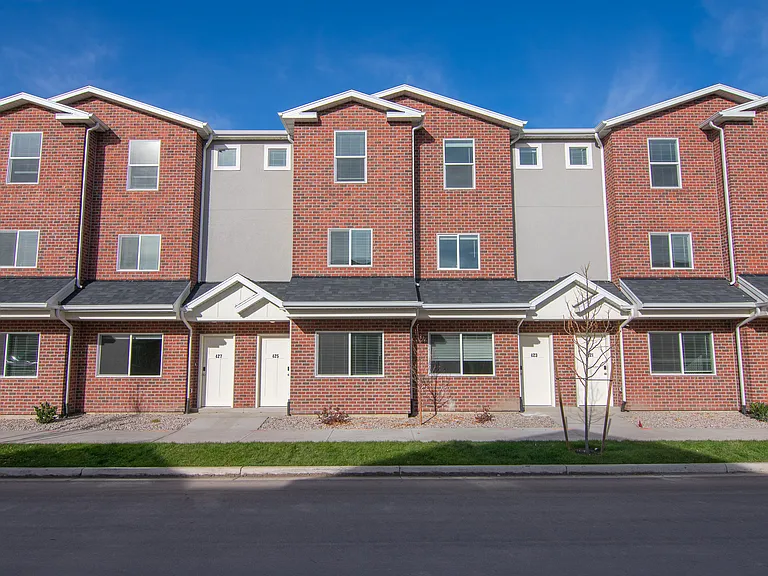 Villas at The Pointe — Photo 16