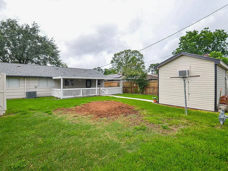 6322 Clemson St — Photo 18
