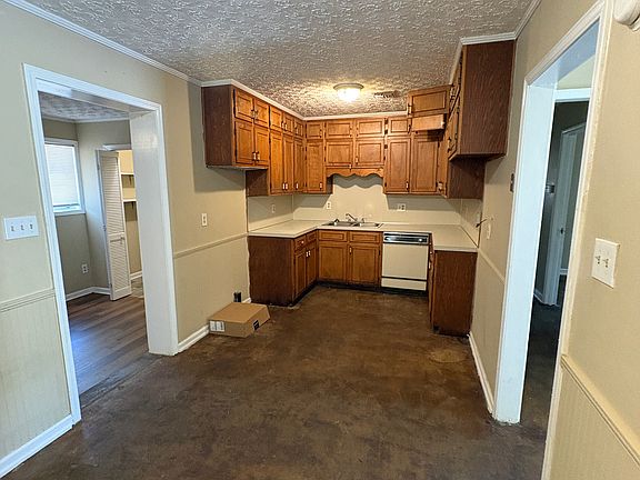5th image of 1814 Texas Ct