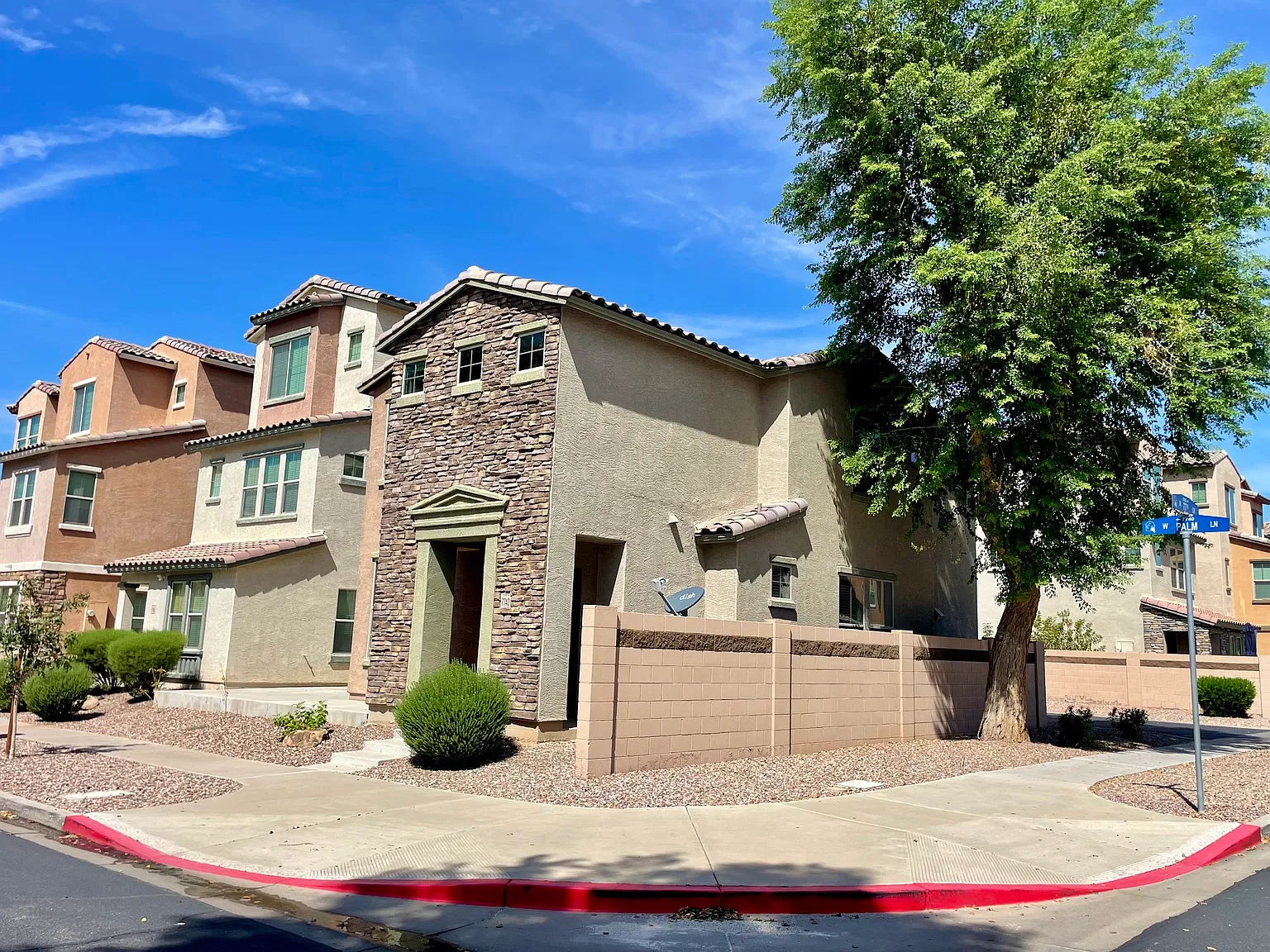 4 bed, 1550 sqft, $2,200 — Photo 4