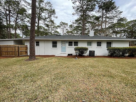 3rd image of 2208 Glynndale Dr