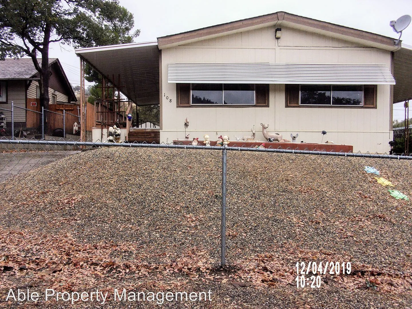 108 Verna St photo 1