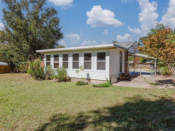 5th image of 307 Camellia Dr