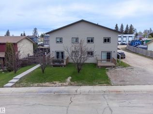 914 9th St, Cold Lake, AB T9M1H8