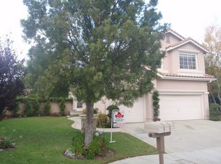 487 Burano Ct, Oak Park, CA 91377
